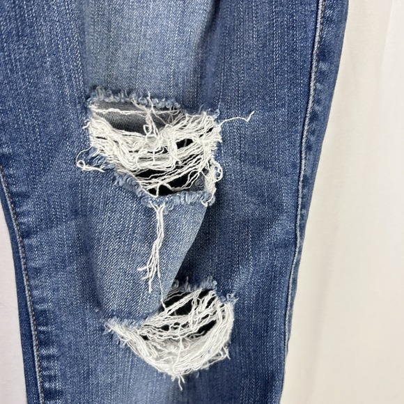 Torrid Premium Women's Jegging Jeans Blue 16R Distressed Crop 26"‎ Inseam - Picture 12 of 16